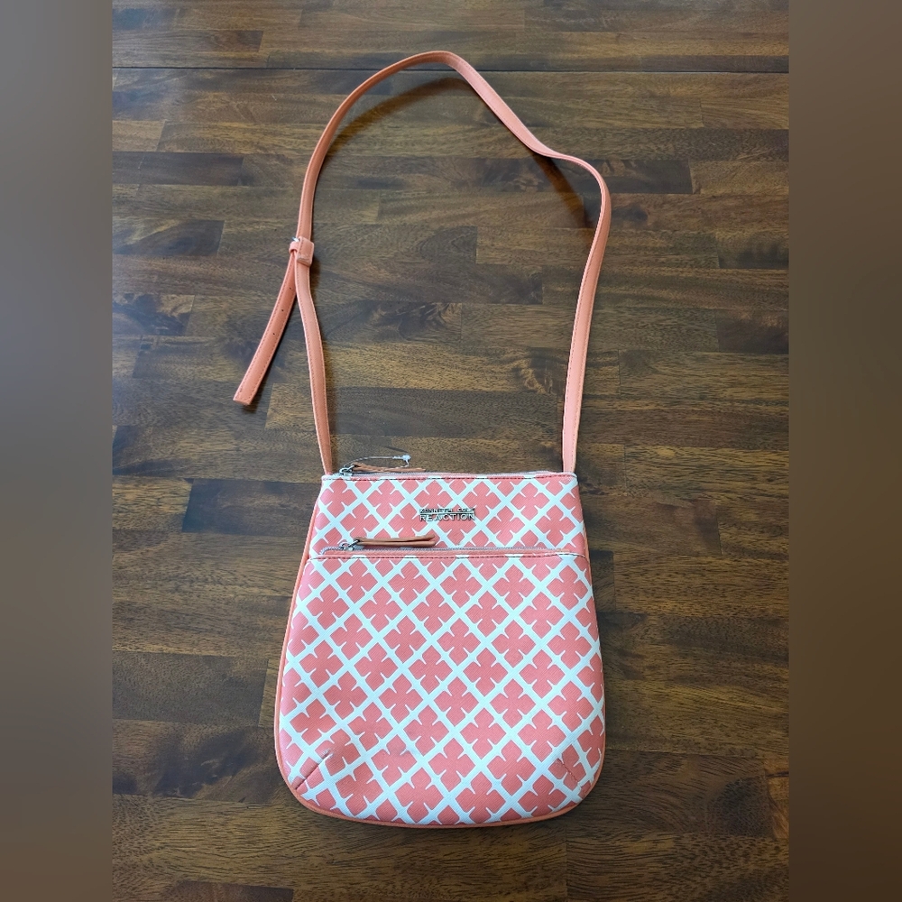 Kenneth Cole REACTION Elegant Coral and White Crossbody Bag